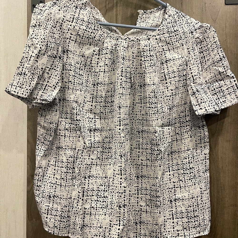 SHEIN Monochrome Patterned Blouse